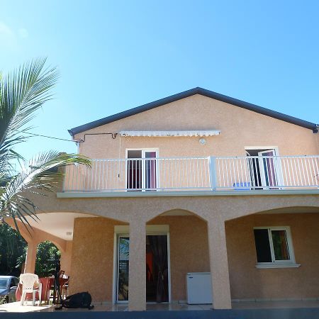 Chez Chouchou Bed and Breakfast Riviere Saint-Louis Buitenkant foto